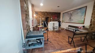 Locale commerciale in Carrer Indivil i Mandoni