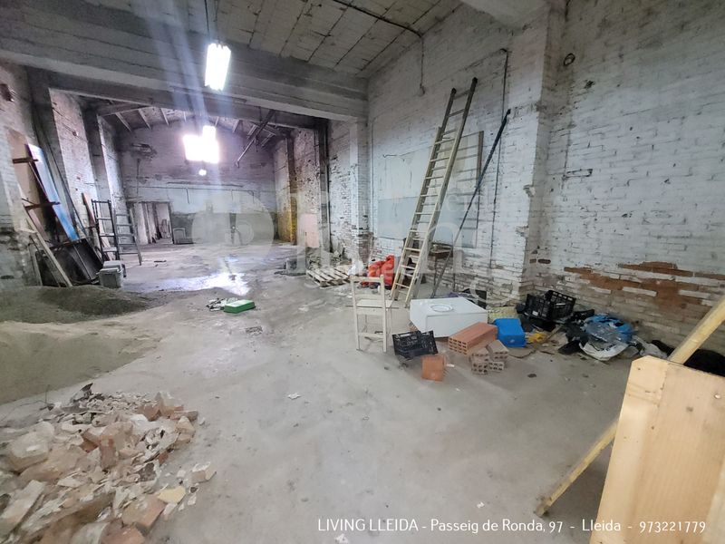 Foto 424d6a97-4ed3-4474-8ba1-3ab6097e1b38. Edificio en Príncep de Viana-Clot-Xalets Humbert Torres Lleida