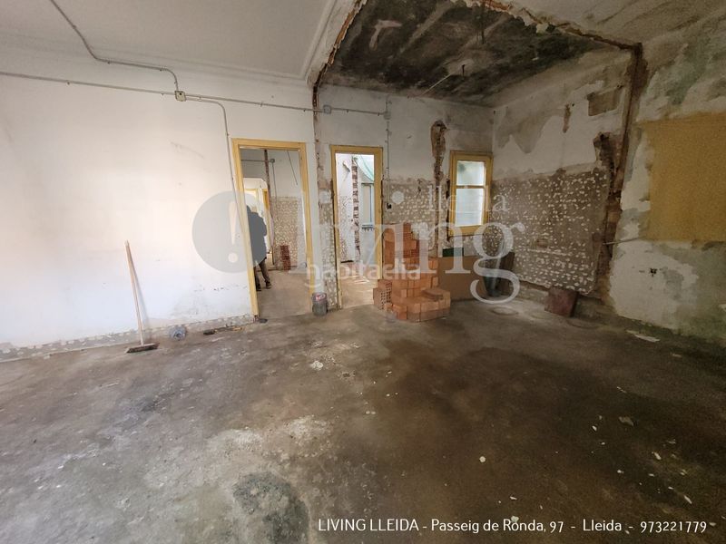 Foto 44c226de-5842-49cc-8c87-d082593dd9f4. Edificio en Príncep de Viana-Clot-Xalets Humbert Torres Lleida