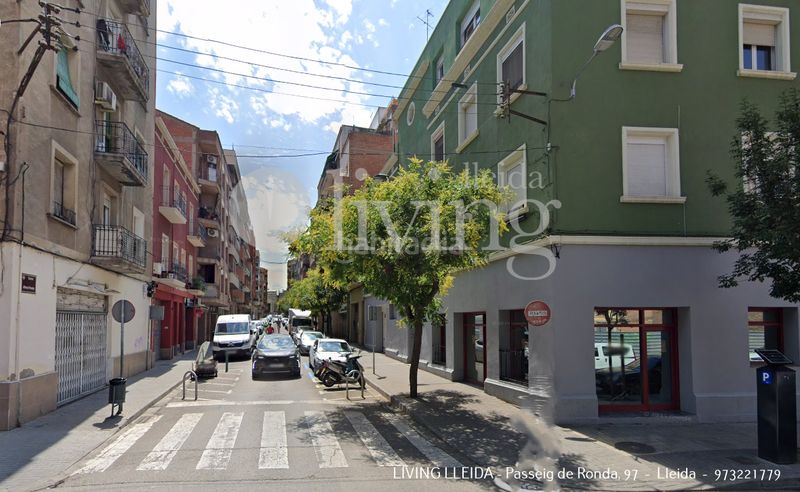 Foto fd36f3ce-862e-4de6-a6ac-eb70ba5fe3ad. Edificio en Príncep de Viana-Clot-Xalets Humbert Torres Lleida