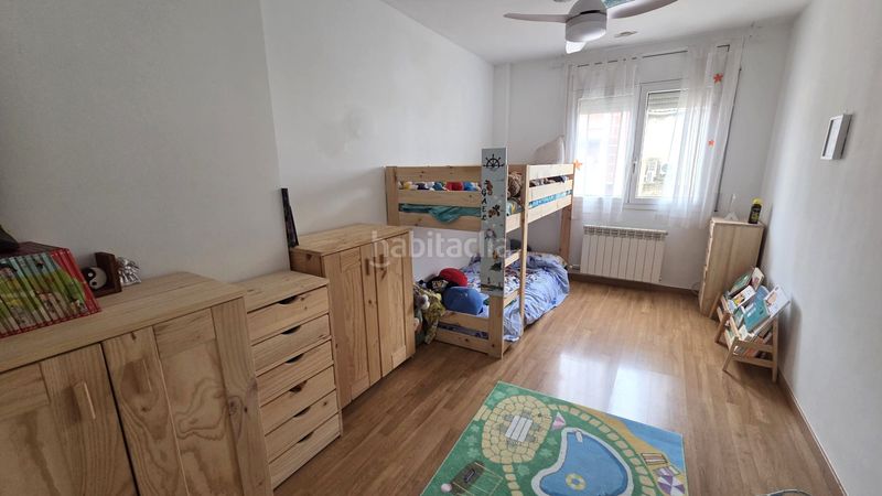 Foto 788977cc-b341-4b96-9473-60c094eb1359. Casa adossada amb calefacció aparcament a Llívia Lleida