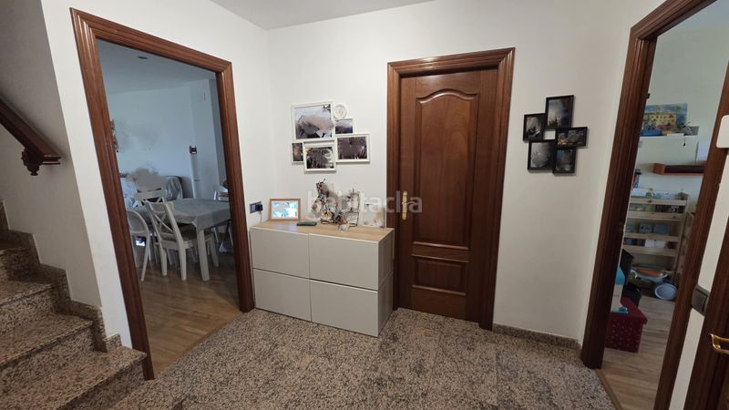 Foto 80ba2bd3-217e-4152-b2f0-6ecf18b445d5. Casa adossada amb calefacció aparcament a Llívia Lleida