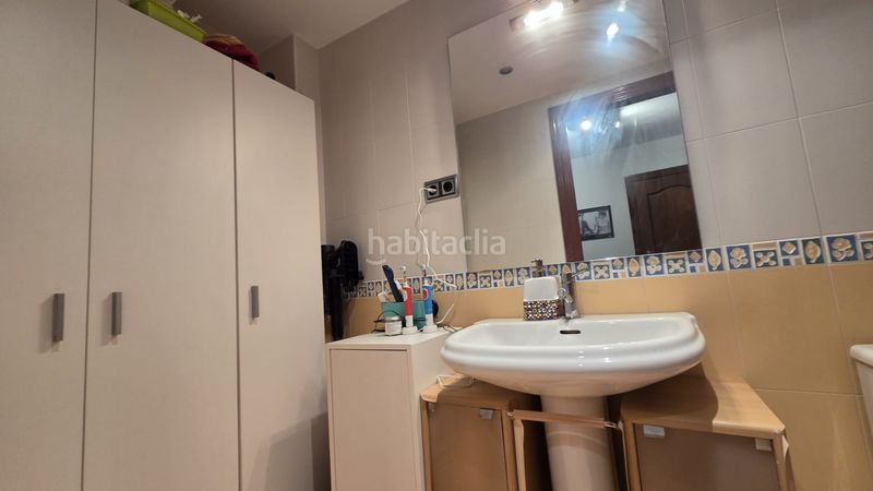 Foto c4ced8a1-3248-4b38-ae11-e4b88fa60910. Casa adossada amb calefacció aparcament a Llívia Lleida