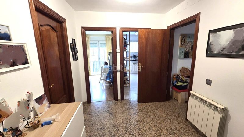 Foto fc659c28-1215-465a-b161-de058299f86f. Casa adossada amb calefacció aparcament a Llívia Lleida