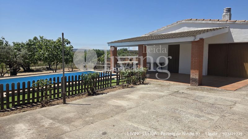 Foto 24921f01-ac81-4dc4-9a33-c5e1241324b6. Casa amb xemeneia piscina a Puigverd de Lleida