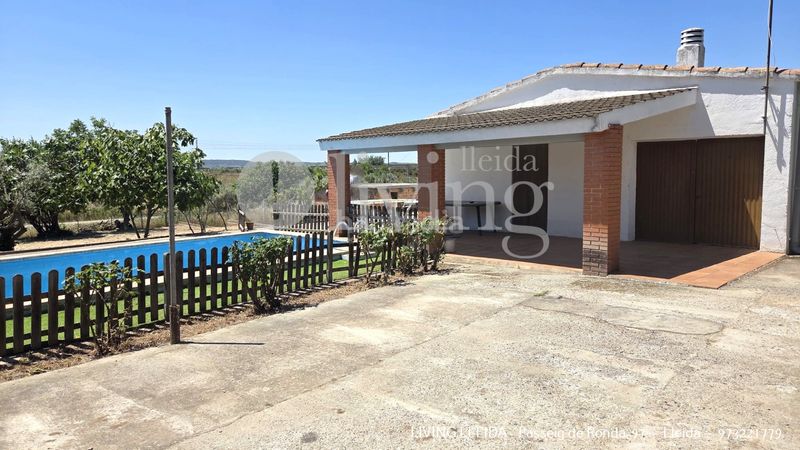 Foto 34040e24-f531-4c1a-bdb9-d6870189a3c7. Casa amb xemeneia piscina a Puigverd de Lleida