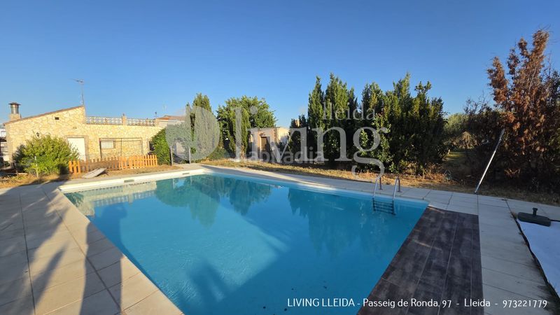 Foto 52844151-09ed-4bcb-821f-ef0c75909190. Casa amb xemeneia calefacció piscina a Partides Rurals Lleida