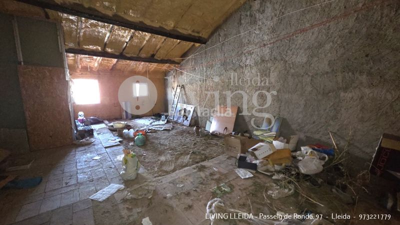 Foto 4b5db2be-342e-4ca5-ae99-24a88bcd0803. Casa adossada amb calefacció aparcament a Albatàrrec