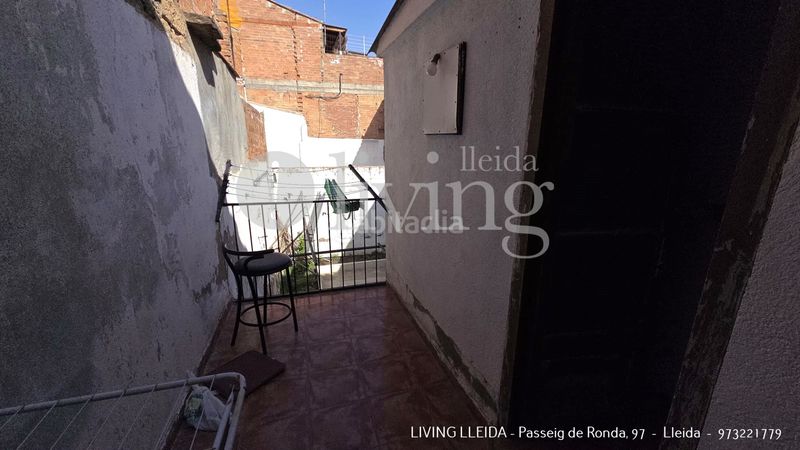 Foto a4c923da-7adb-48fc-a010-e42342282412. Casa adossada amb calefacció aparcament a Albatàrrec