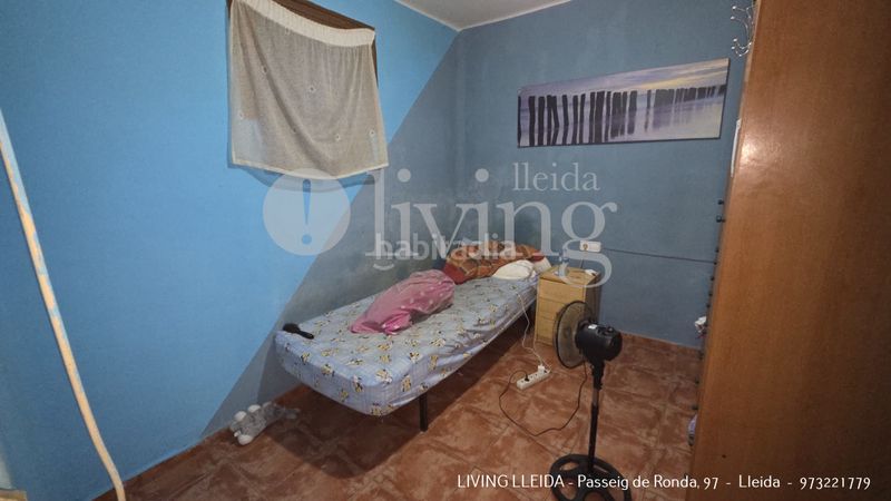 Foto b0e3c97a-5704-4935-b914-3885388eff32. Casa adossada amb calefacció aparcament a Albatàrrec