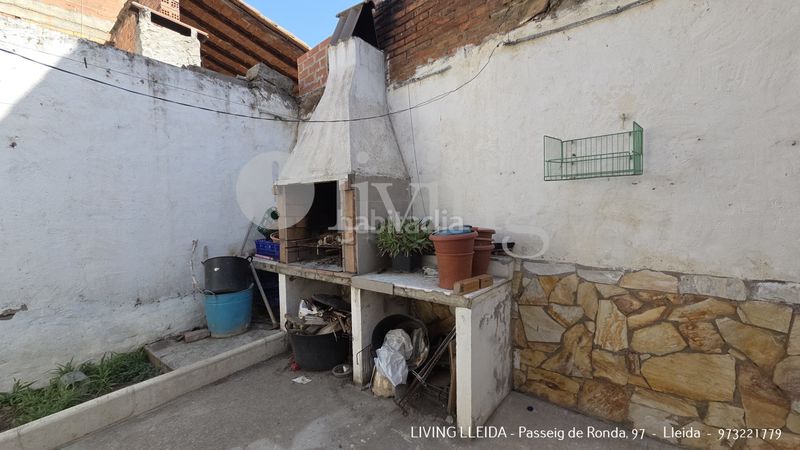 Foto f66100a9-9892-4bca-8184-f801c228b1c7. Casa adossada amb calefacció aparcament a Albatàrrec