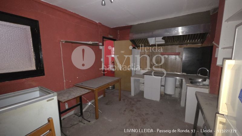 Foto c157c960-fae1-4d8a-bf75-c591f44b09cf. Local comercial a Instituts-Universitat Lleida