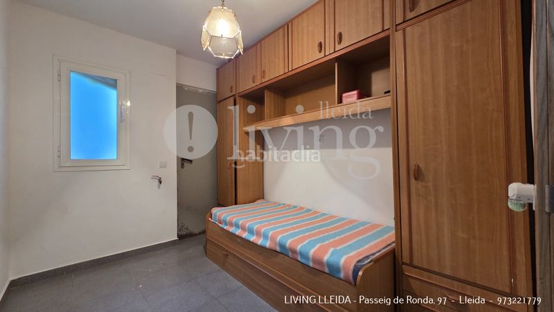 Foto 002931e0-0747-4a09-b00a-67667922b8f5. Casa amb xemeneia calefacció aparcament piscina a Lleida