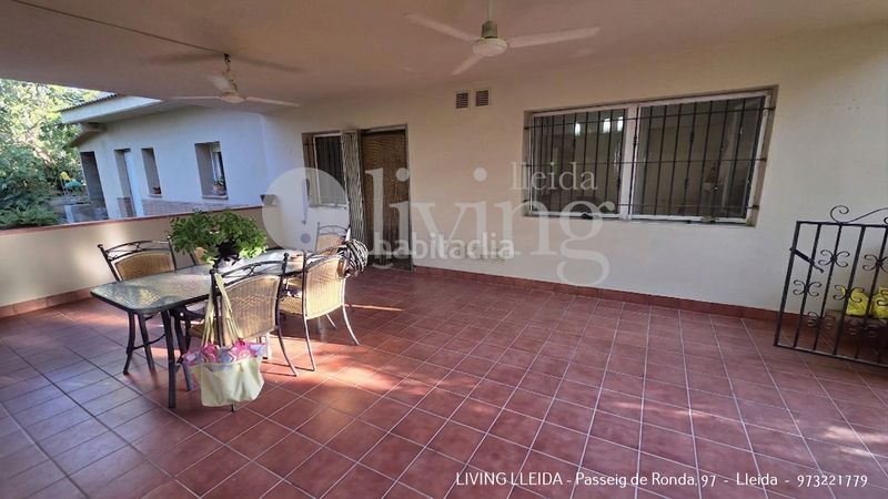 Foto 4c9ce5b9-8b35-416c-9485-99034e9673ec. Casa amb xemeneia calefacció aparcament piscina a Lleida
