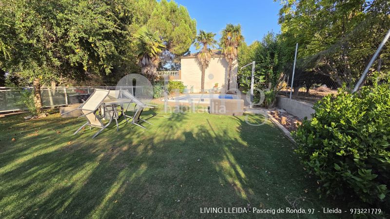 Foto b3f4a22d-e578-4e50-ada9-70c4ece3e55a. Casa amb xemeneia calefacció aparcament piscina a Lleida