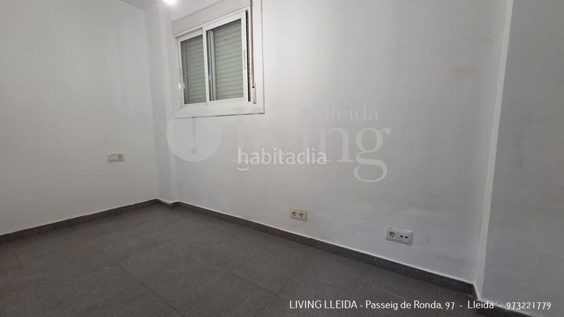 Foto d23aacda-7b6d-4735-83fd-f0abda6d7111. Casa amb xemeneia calefacció aparcament piscina a Lleida