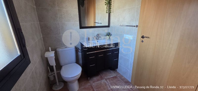 Foto d3d00107-8abc-4332-9f0a-f9b54f4216a5. Pis amb aparcament a Maials