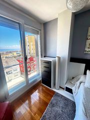Pis en Burela. Piso de dise�o con vistas al mar en burela