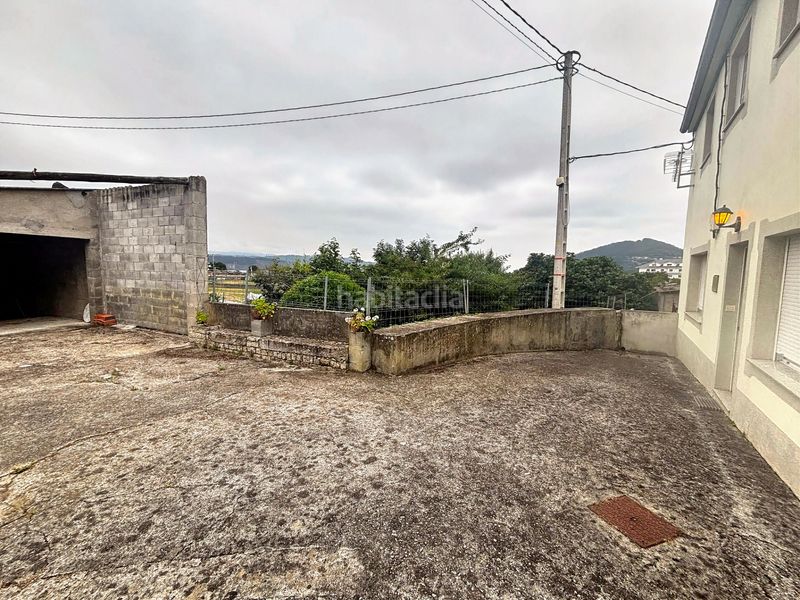 Foto da755a3f-d979-43cf-b5a9-469a8e399f93. Xalet amb calefacció aparcament a Viveiro