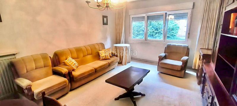Foto e9a234fd-5b5b-4c89-82a0-067f7bc7c949. Piso sun and hope presenta esta excelente oportunidad en montevil, una de las zonas residenciales más completas y agradables en Gijón