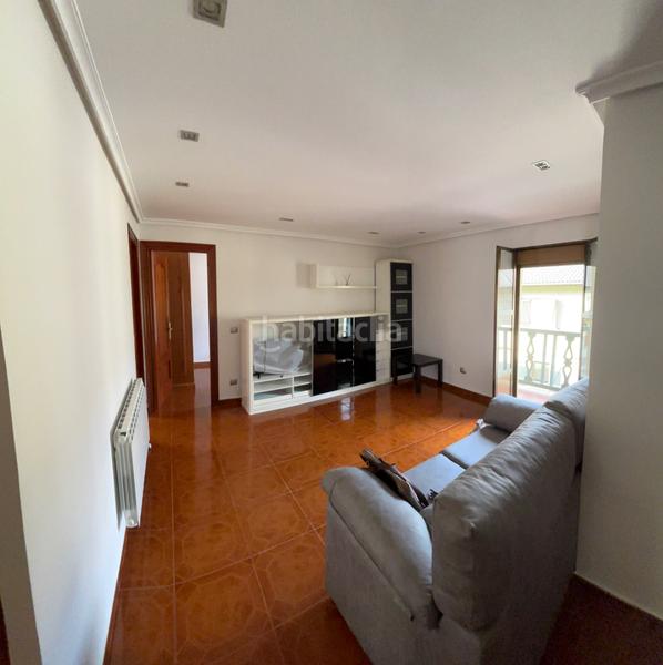 Foto 739085f7-0ec0-4171-b23f-605e19f2d447. Flat with heating in Llaranes Avilés