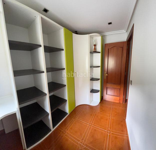 Foto abe13b99-ac52-49fd-83ab-8d748f24ec14. Flat with heating in Llaranes Avilés