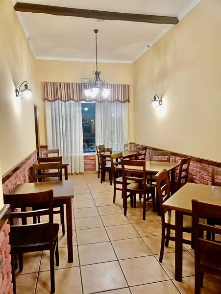 Foto d31dd5d3-b207-487f-826c-4756924ebe5e. Alquiler local comercial alquila la oportunidad del éxito restaurante en excelente zona y potencial (reformado) en Ribadeo
