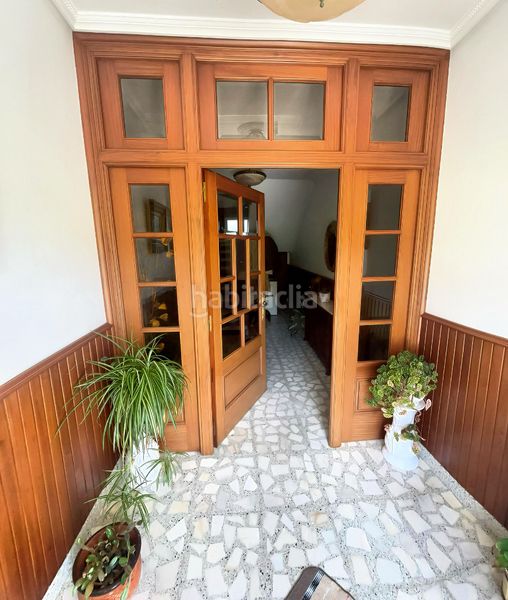 Foto e95f80a7-8cac-42e2-80ef-d7d713bd7196. Casa amb calefacció aparcament a Burela