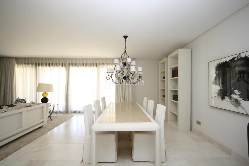 Foto 0652d824-5871-469b-928a-69b05bc58662. Development 23 VIVIENDAS EN HACIENDA DE VALDERRAMA in Sotogrande. Homes of new buildings