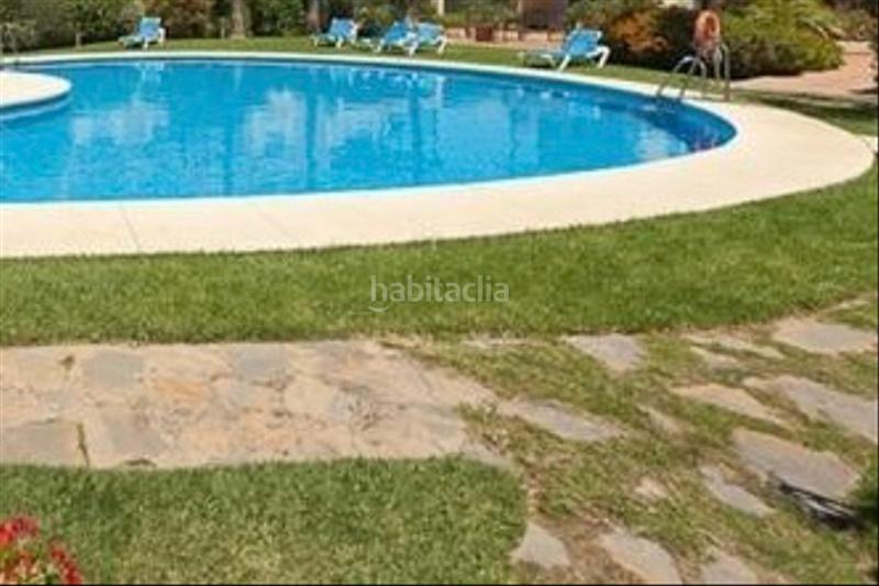 Foto d5fa98b7-4cc5-47a9-91bd-3d91ff882437. Casa in avenida de las mimosas 25 in Puerto Banús Marbella