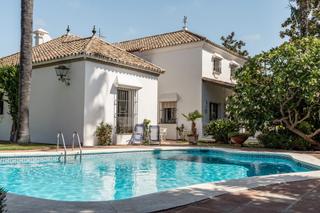 Xalet en Nueva Alcntara. Villa san pedro playa