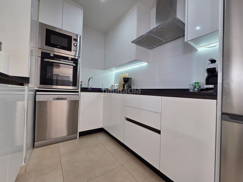 Foto a910d4a6-6b09-4452-83e6-69000158d41c. Casa adossada amb aparcament a Lomas de Cabo Roig - Los Dolses Orihuela