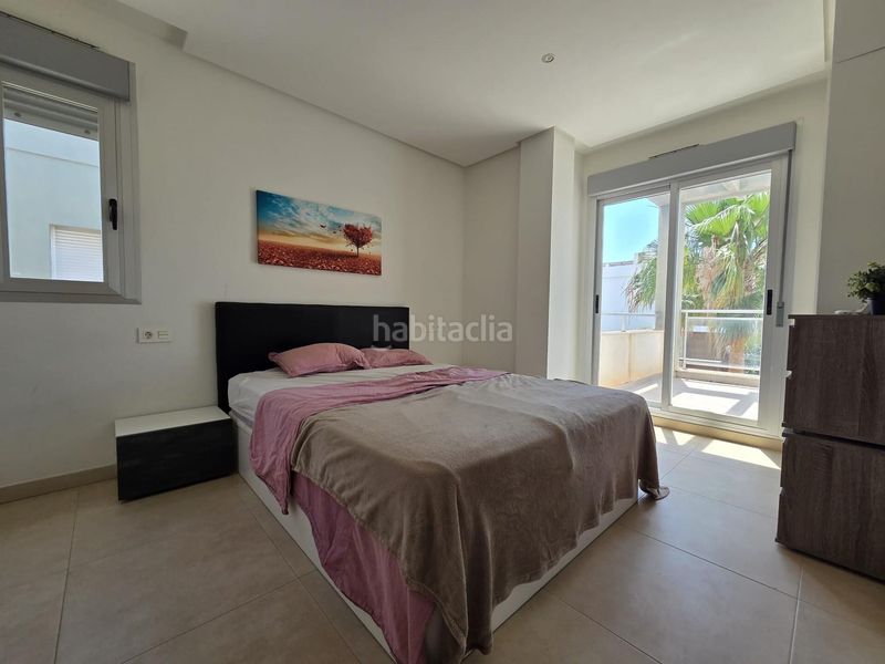 Foto c4f756bf-d5d1-479e-84ef-6251cdf56b7a. Casa adossada amb aparcament a Lomas de Cabo Roig - Los Dolses Orihuela