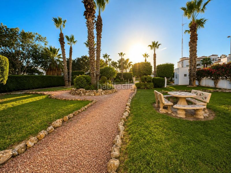 Foto c12a4749-d18e-43d3-8f8f-bab1ba92e23f. Apartament a Los Almendros Orihuela