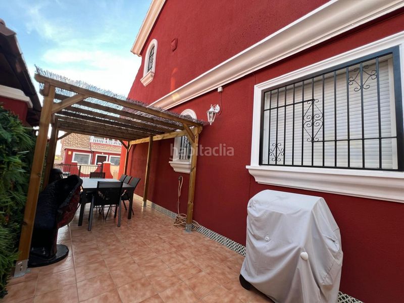 Foto 6b1b3399-d52a-4b4d-9339-471366aa53da. Xalet amb aparcament a Los Almendros Orihuela