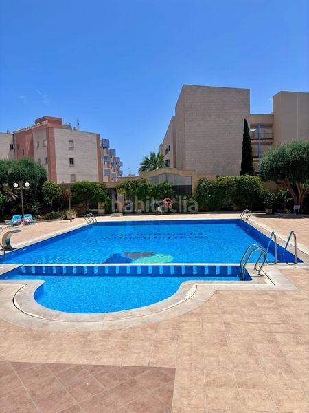 Foto 8fba56cb-b269-43df-aaae-0a6bf2824011. Apartament amb piscina a Aguamarina Orihuela