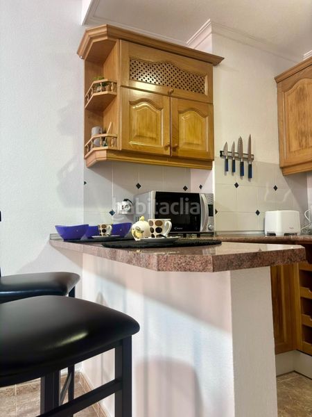 Foto a2f5927b-cc47-4f47-aed1-8eb8158557a2. Apartament amb piscina a Aguamarina Orihuela
