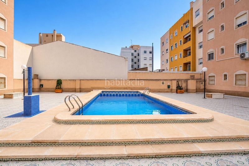 Foto 414a6eea-cb92-4024-b90b-b08c0c177b7f. Àtic amb piscina a El Molino Torrevieja