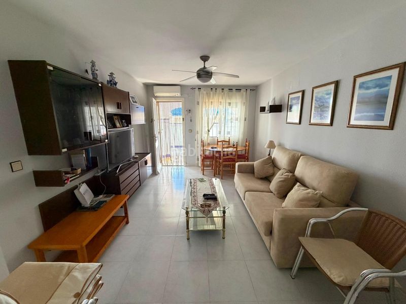 Foto deff5433-d9f1-47e1-8dbd-75b19591b813. Casa amb piscina a Zona Carrefour - Urbanizaciones Torrevieja