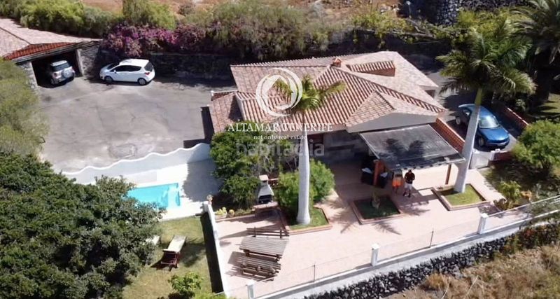 Foto f77f4be3-fcfd-4f17-ae58-6724708cb02e. Casa amb aparcament piscina a Tamaimo - Arguayo Santiago del Teide