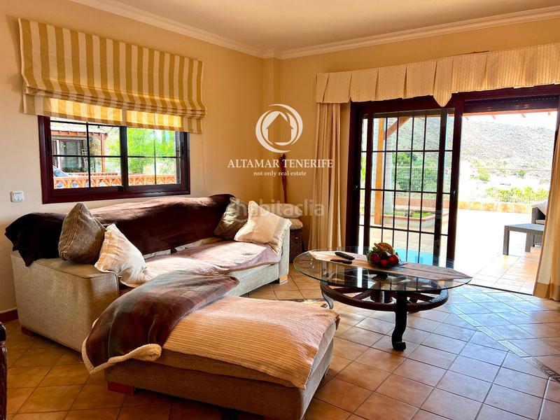 Foto 1407ed42-b97a-4cbd-8915-c67169013fe1. Casa exclusiva villa de lujo en la caldera en Tamaimo - Arguayo Santiago del Teide