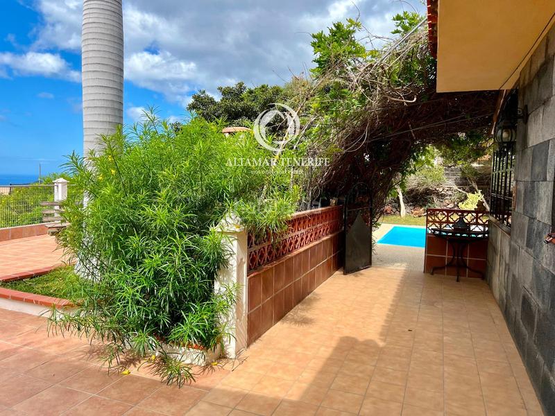 Foto 66c3e9dd-d14c-4ac4-ae36-1b475dcc3191. Casa exclusiva villa de lujo en la caldera en Tamaimo - Arguayo Santiago del Teide