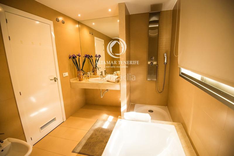 Foto f12f830f-50ca-4be7-b622-18b0ee41b51f. Casa con parcheggio piscina in La Caleta Adeje