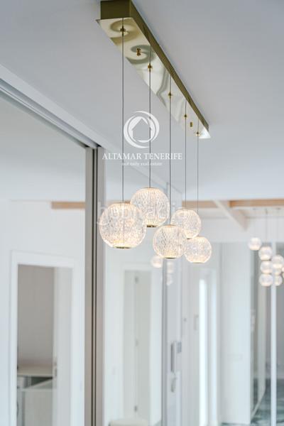 Foto 36407ada-911d-4586-ad29-fa60424e08e7. House with parking pool in Playa del Duque Adeje