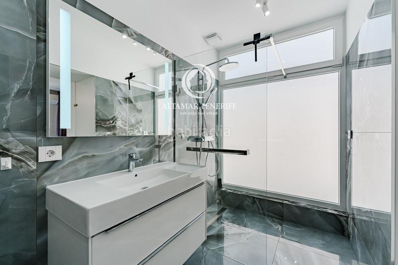 Foto dfe2f353-266f-45e4-9a72-6e5dba5462fb. House with parking pool in Playa del Duque Adeje