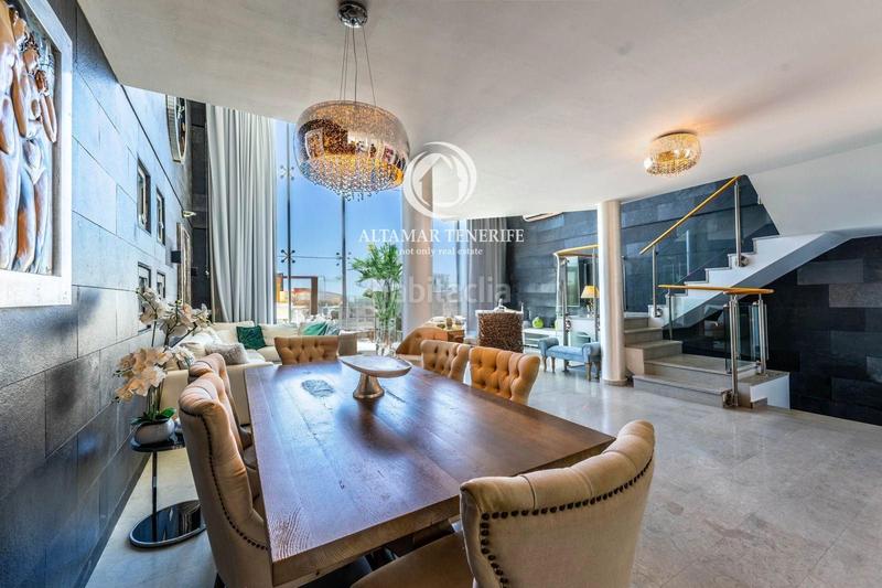 Foto 290d5346-62cb-4cbf-9974-e57852354dc4. Casa amb aparcament piscina a Playa Fañabé Alto Adeje