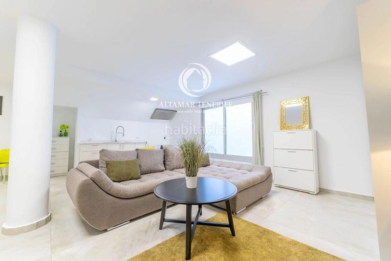 Foto 4d30a4ad-9ac7-4ef4-ab5e-78d27dc1fad5. Casa amb aparcament piscina a Playa Fañabé Alto Adeje