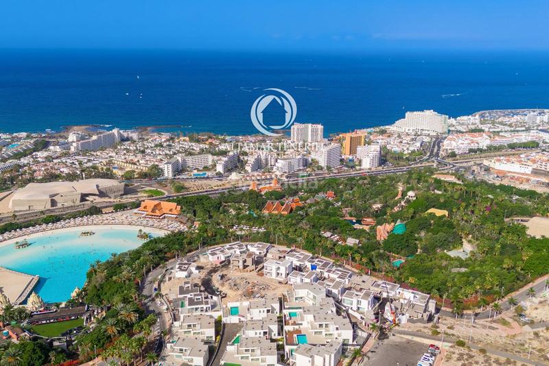 Foto 88c93445-173b-48c5-904a-ee74c4122d5d. Casa con parcheggio piscina in Casco Urbano Adeje