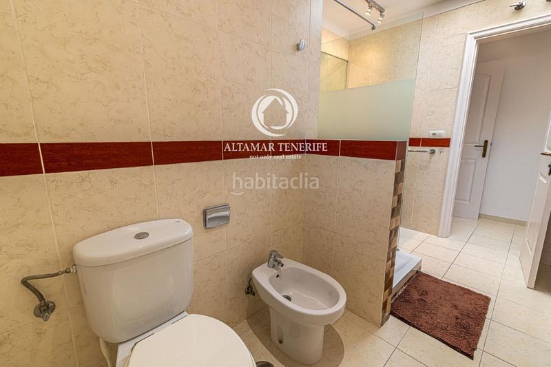 Foto 0031fd10-6e3e-435d-8884-6b3a5a19eaff. Apartamento ático con espectacular terraza panorámica en costa el madroñal en Adeje