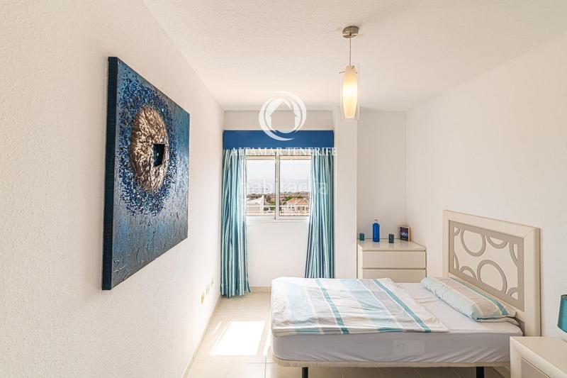 Foto 091c8e29-5f7f-4172-a74c-f9bfcd4271af. Apartamento ático con espectacular terraza panorámica en costa el madroñal en Adeje